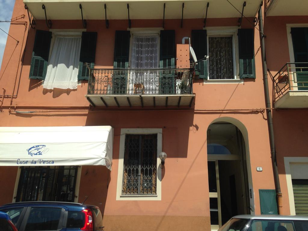 Casa Vacanza "Marina San Giuseppe" Daire Ventimiglia Dış mekan fotoğraf